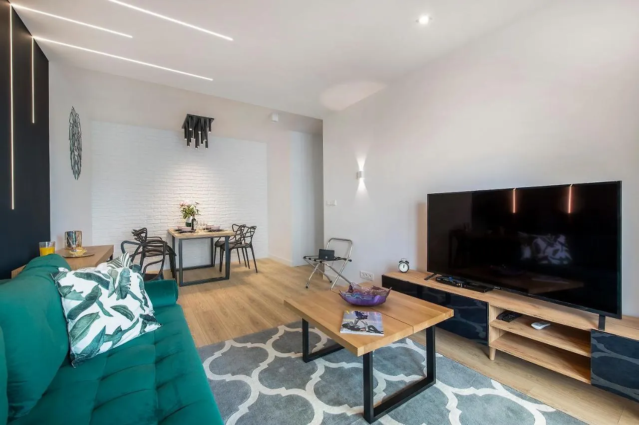 P&O Serviced Apartments Mordor Warsaw Poland