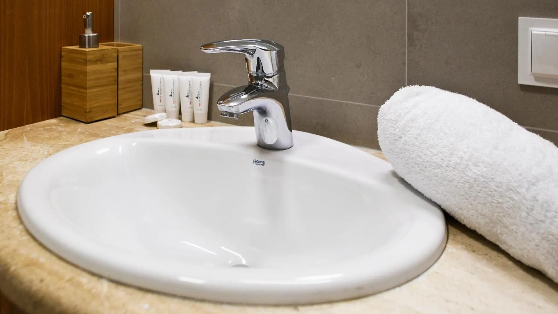 P&O Serviced Apartments Mordor Warsaw Poland